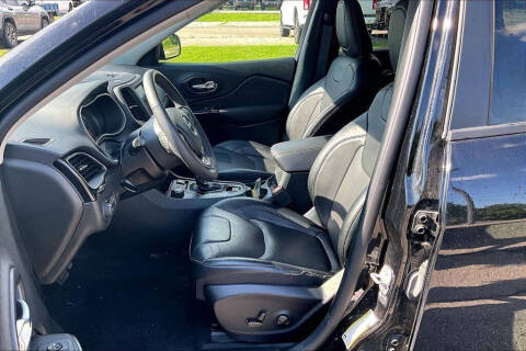2022 Jeep Cherokee Latitude Lux