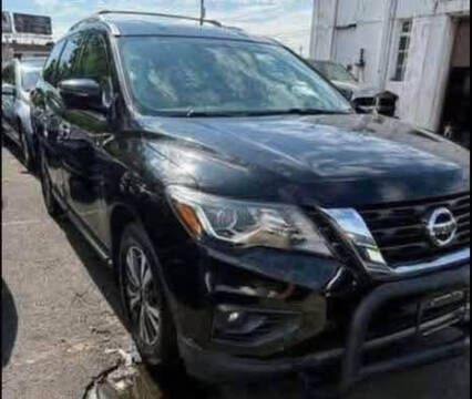2017 Nissan Pathfinder SL