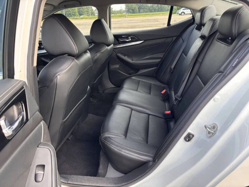 2023 Nissan Maxima 3.5 SV