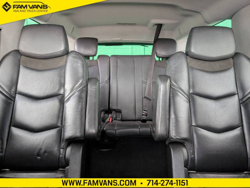 2018 Cadillac Escalade ESV Luxury