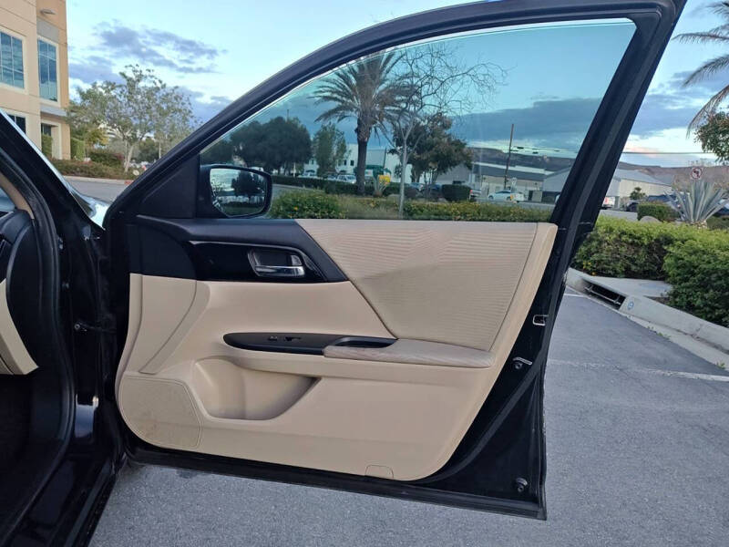 2017 Honda Accord LX