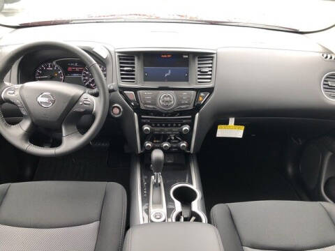 2019 Nissan Pathfinder SV