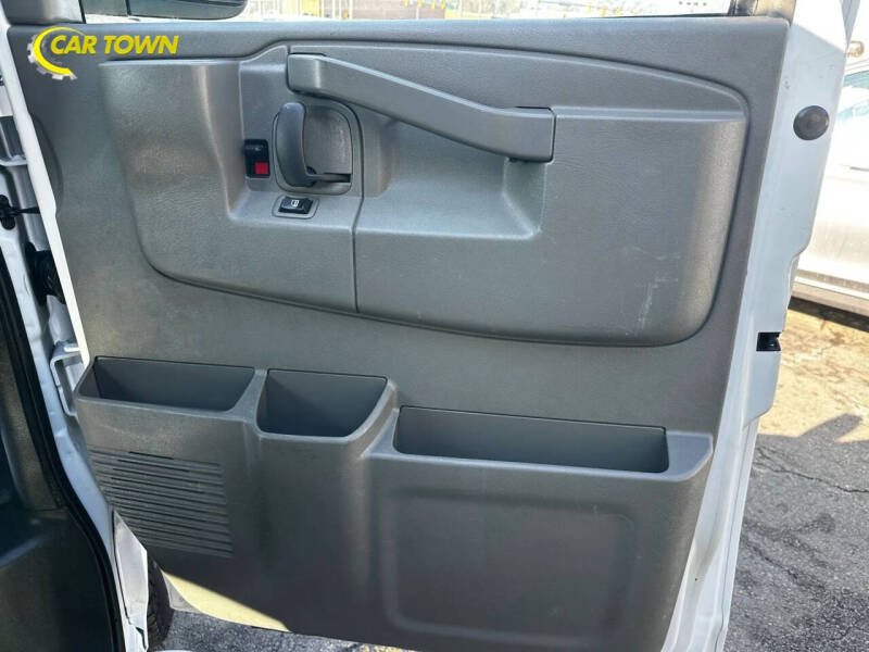 2019 GMC Savana 2500