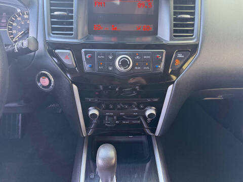 2016 Nissan Pathfinder