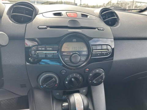 2012 Mazda MAZDA2 Touring