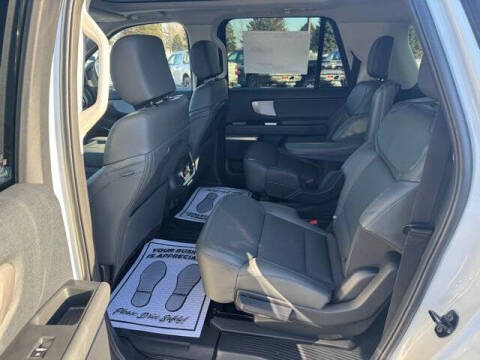 2026 Ford Expedition MAX Active