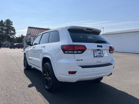2019 Jeep Grand Cherokee Laredo
