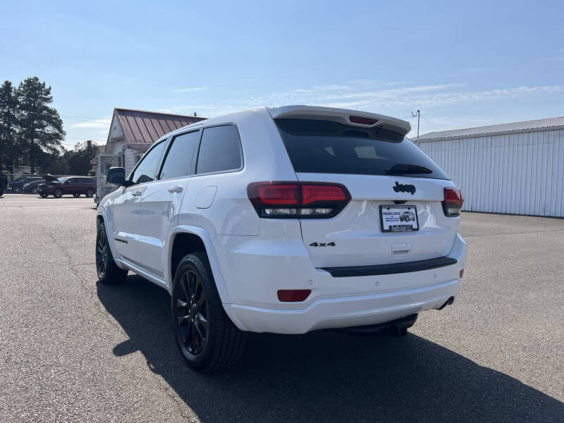 2019 Jeep Grand Cherokee Laredo