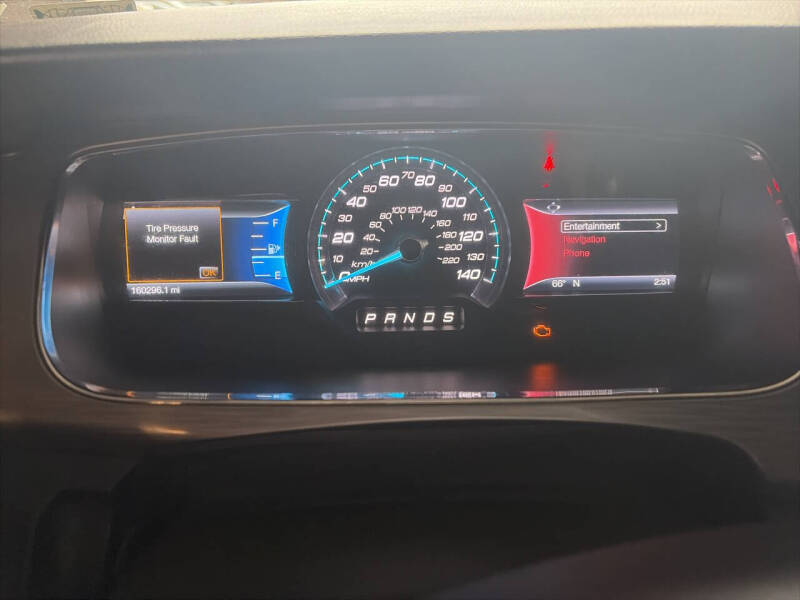 2016 Ford Taurus SEL