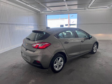 2018 Chevrolet Cruze LT Auto