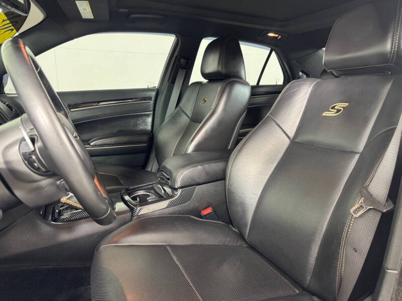 2018 Chrysler 300 S