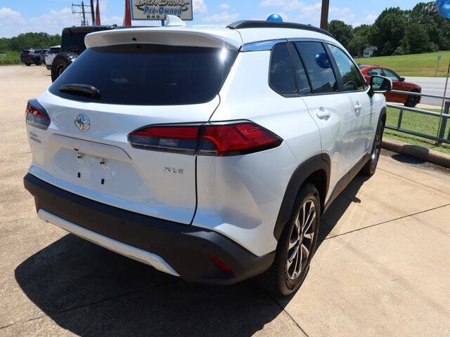 2023 Toyota Corolla Cross XLE