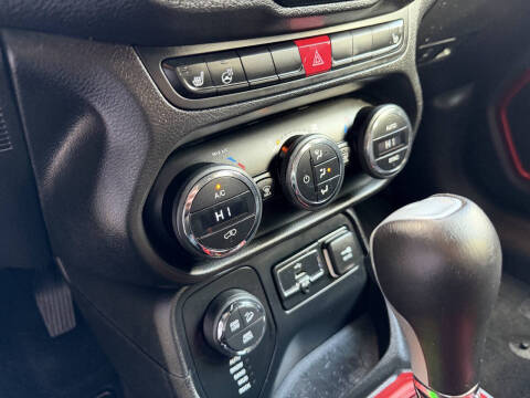 2016 Jeep Renegade Trailhawk