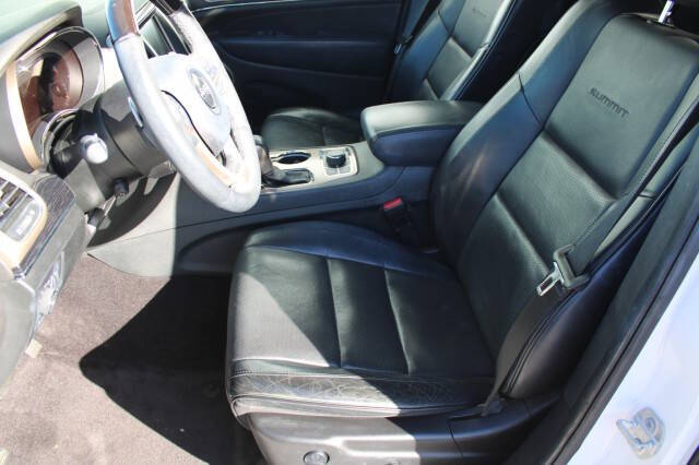 2016 Jeep Grand Cherokee Summit