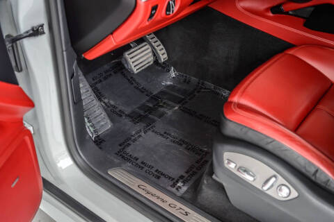 2016 Porsche Cayenne GTS