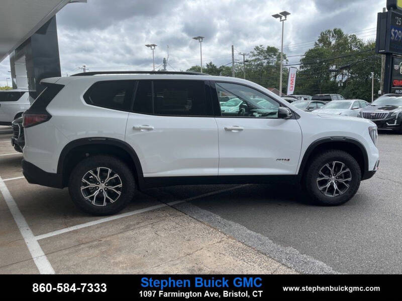 2026 GMC Acadia AT4