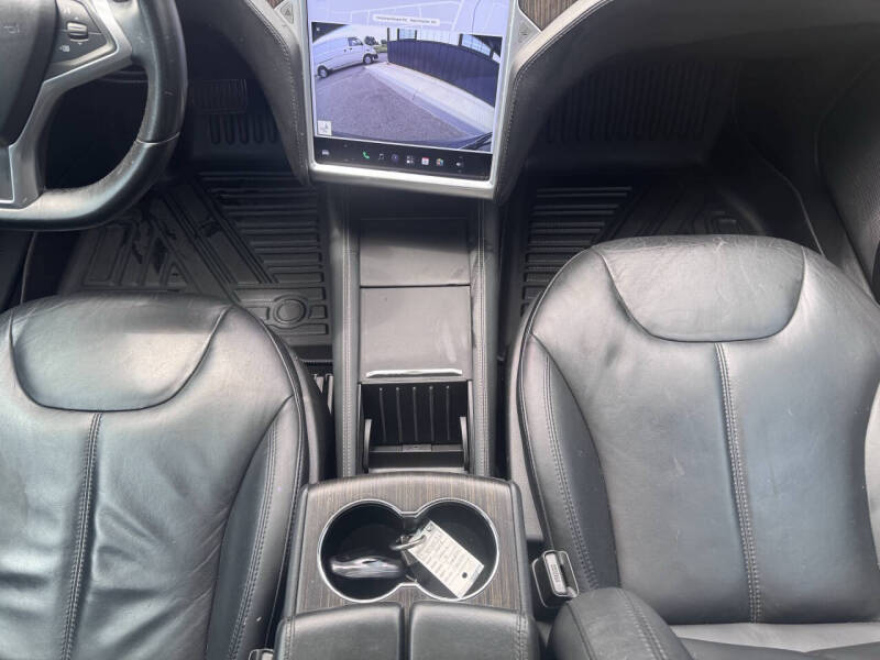 2013 Tesla Model S