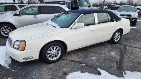 2004 Cadillac DeVille for sale at Claborn Motors, INC in Cambridge City IN