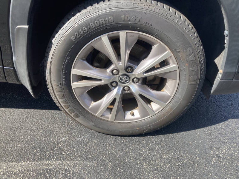 2016 Toyota Highlander LE Plus