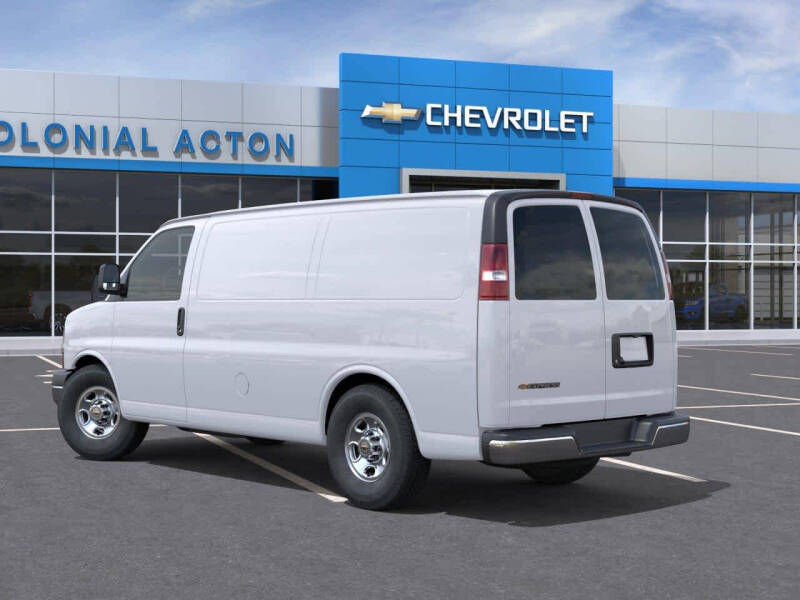 2026 Chevrolet Express 2500