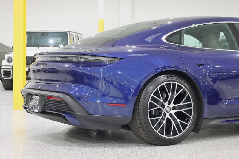 2020 Porsche Taycan Turbo