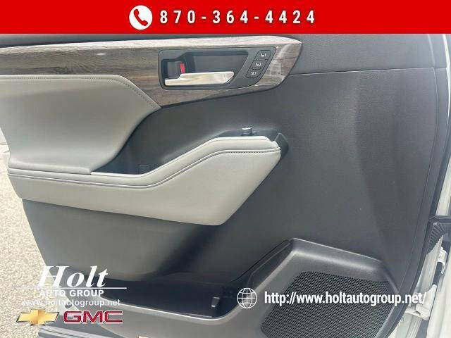 2023 Toyota Highlander Platinum