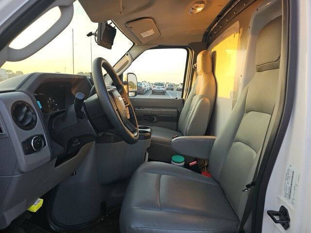 2024 Ford E-Series