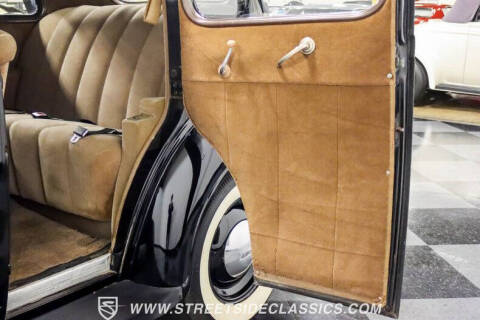 1938 Plymouth Deluxe