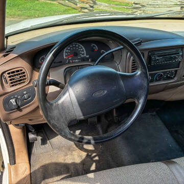 1999 Ford F-150 XL