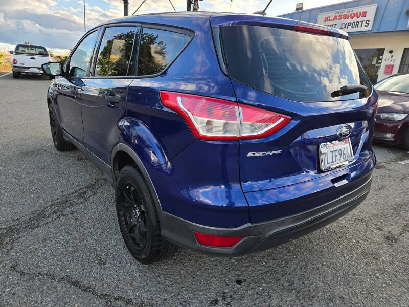 2015 Ford Escape S