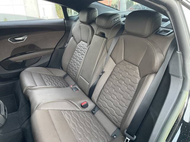 2023 Audi RS e-tron GT quattro