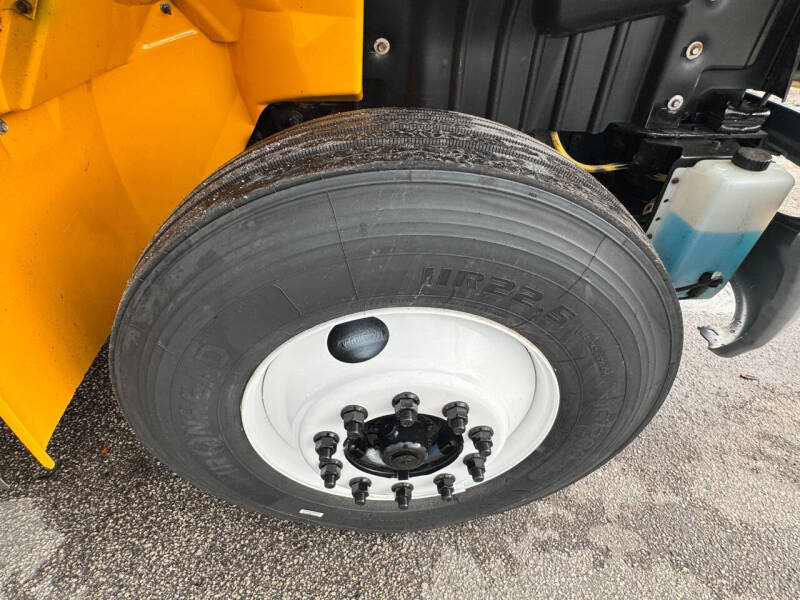 2017 International DuraStar 4300