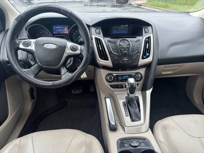 2012 Ford Focus SEL