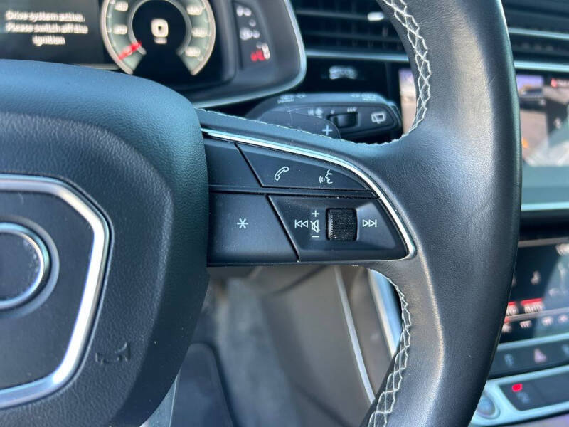 2021 Audi Q8 quattro Premium 55 TFSI