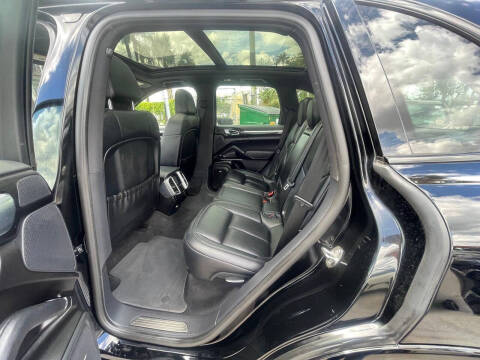 2017 Porsche Cayenne