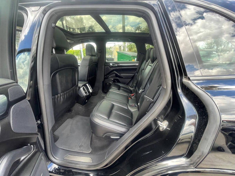 2017 Porsche Cayenne