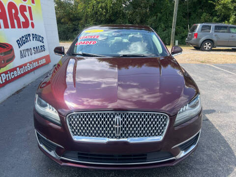 2017 Lincoln MKZ Select