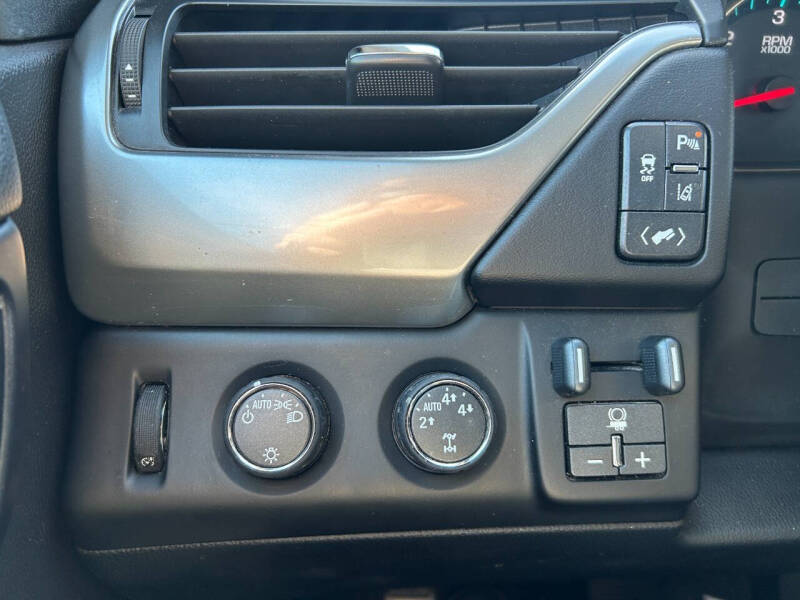 2015 Chevrolet Suburban LT