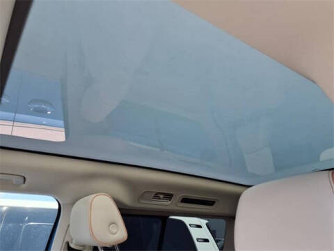 2025 Volkswagen ID. Buzz Pro S Plus