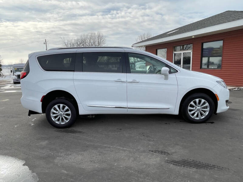 2019 Chrysler Pacifica Touring L