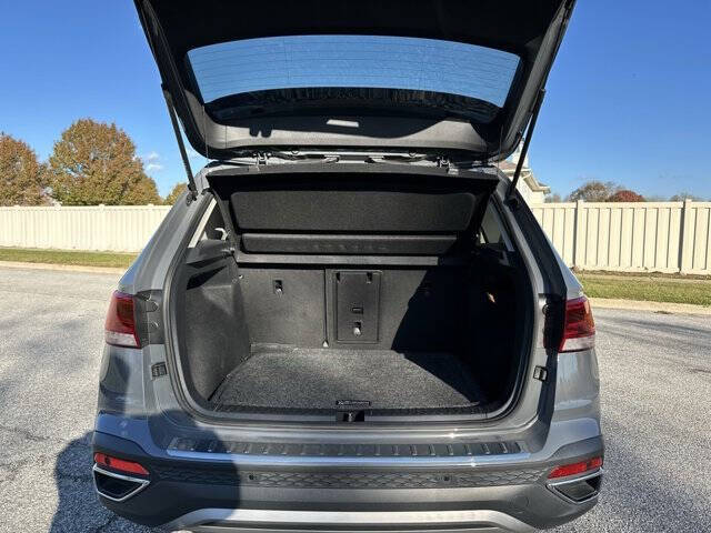 2022 Volkswagen Taos SEL 4Motion