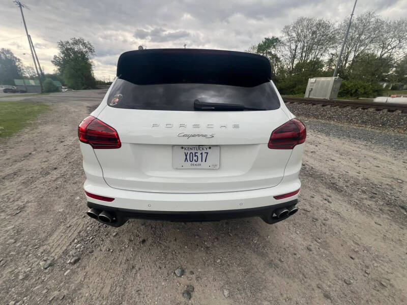 2017 Porsche Cayenne S