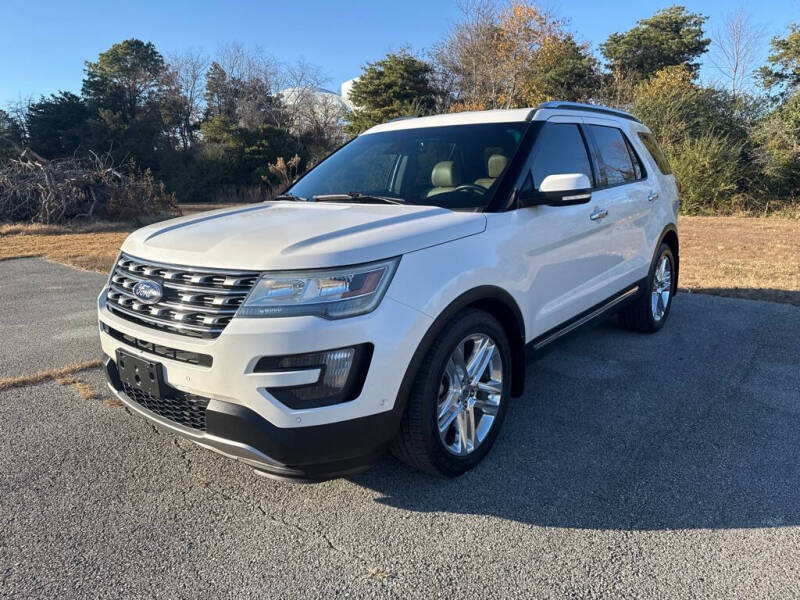 2016 Ford Explorer Limited's photo