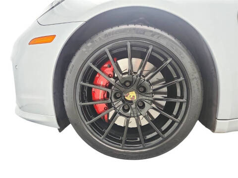 2015 Porsche Panamera GTS