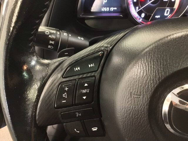 2016 Mazda MAZDA3 s Grand Touring