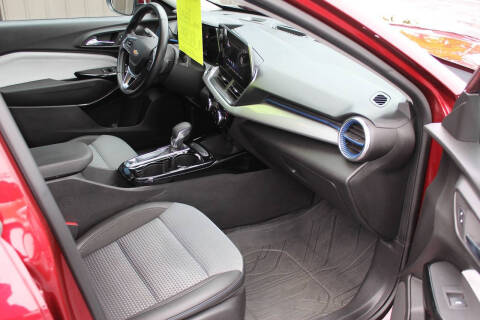 2024 Chevrolet Trax LT