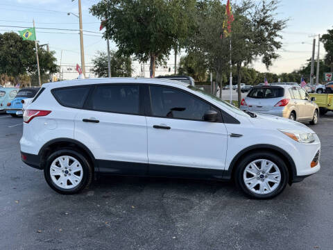 2014 Ford Escape S