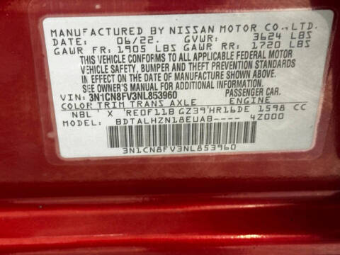 2022 Nissan Versa SR