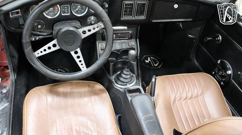 1972 MG B