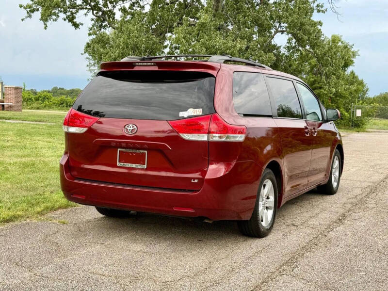 2011 Toyota Sienna